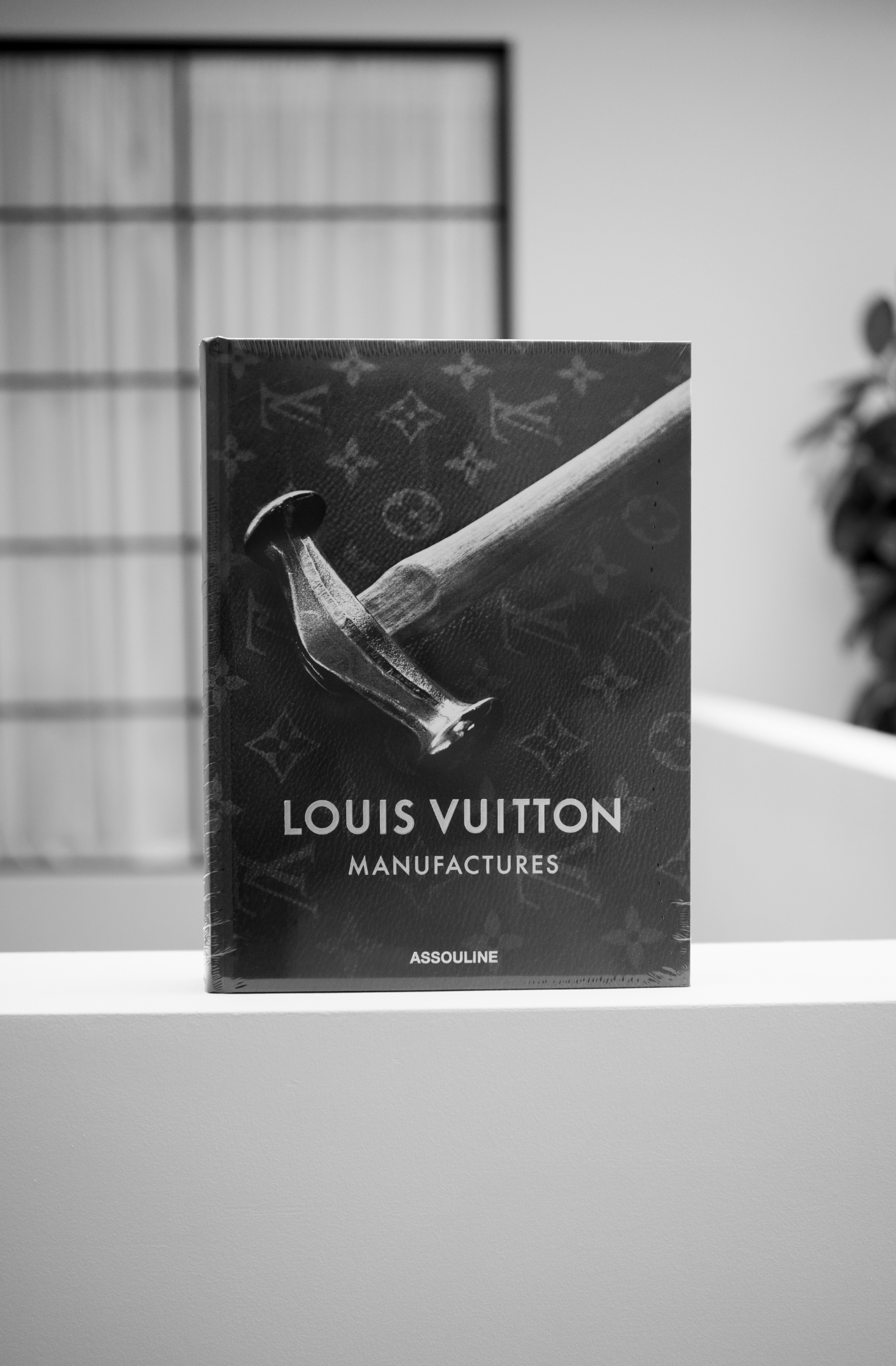 Knjiga Assouline Louis Vuitton Manufactures